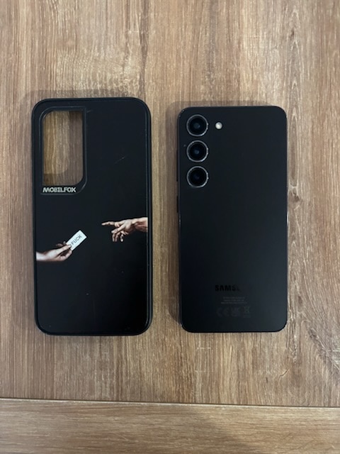 Prodám Samsung S23, 8/128GB - 2