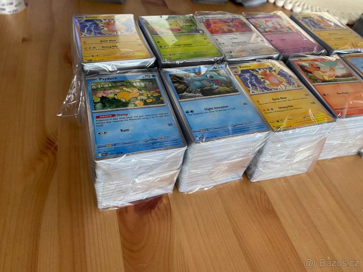 Prodám kartičky Pokémonu - 2