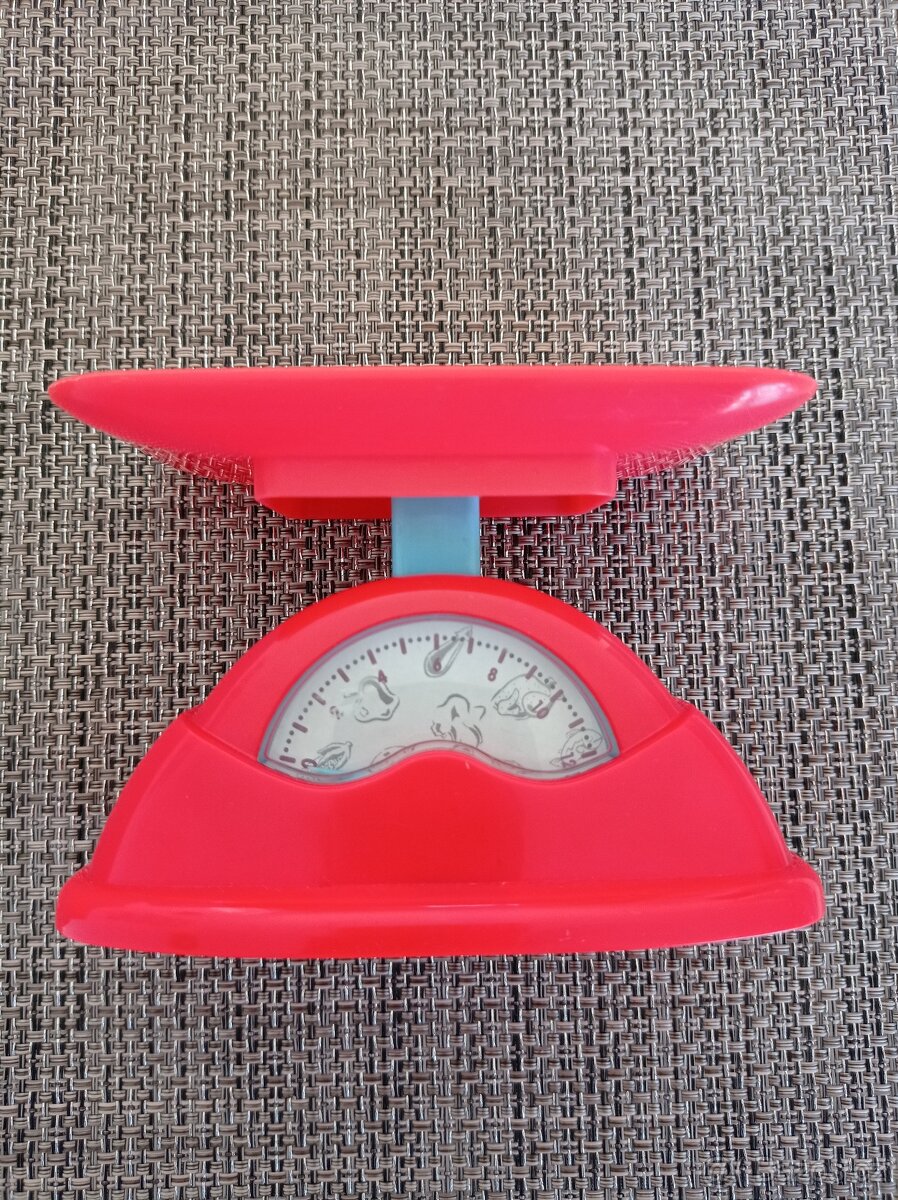 Retro dětská hračka - váha - 2