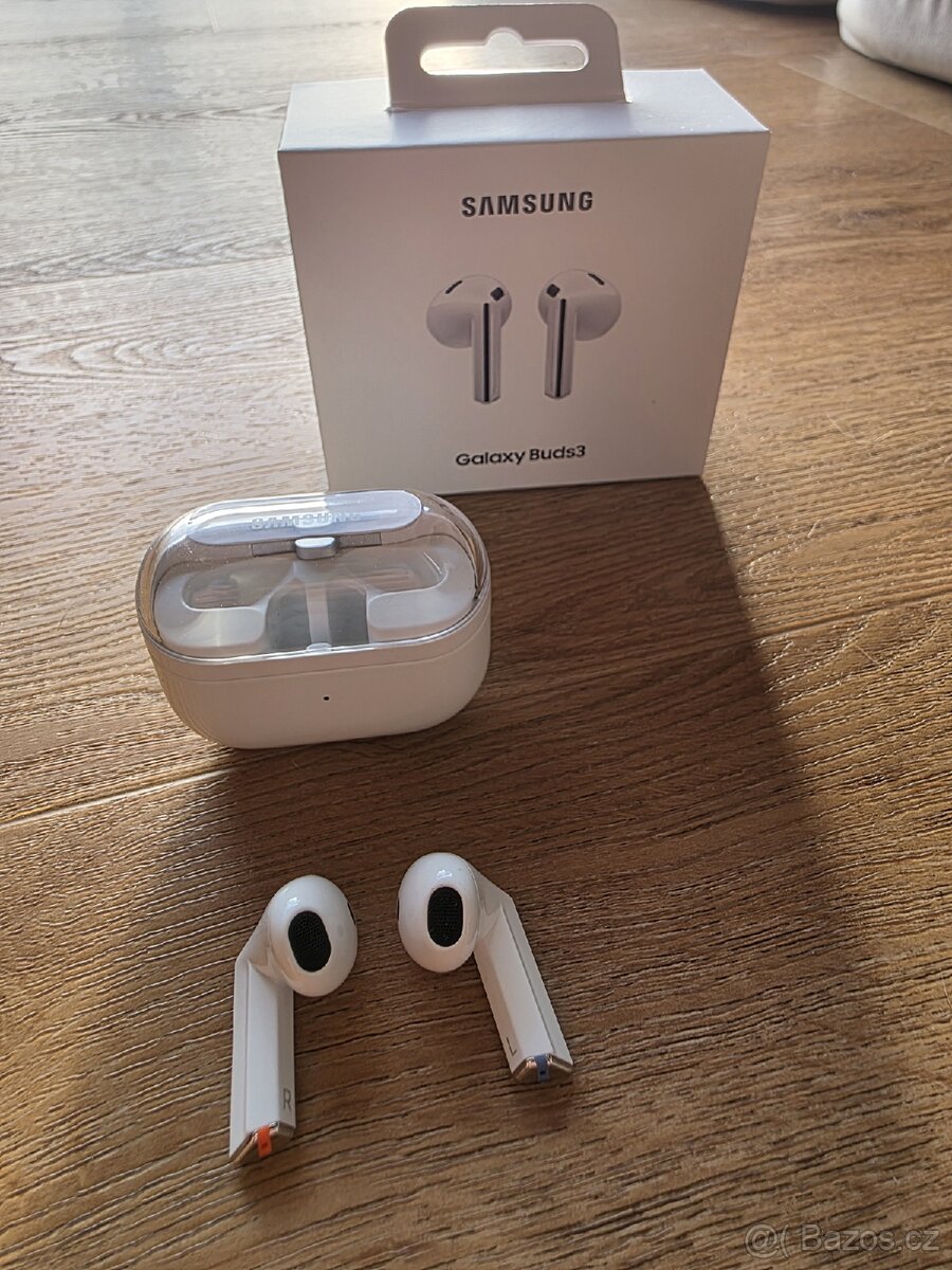 Sluchátka Samsung Galaxy Buds3 - 2