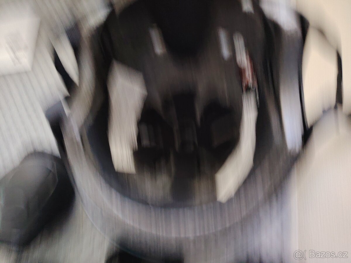 Detska prilba a chranice na skateboard/kolobezku - 2