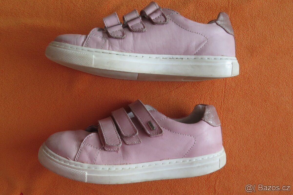 Tenisky, sandály, crosky, boty do vody (vel. 24-32) - 2