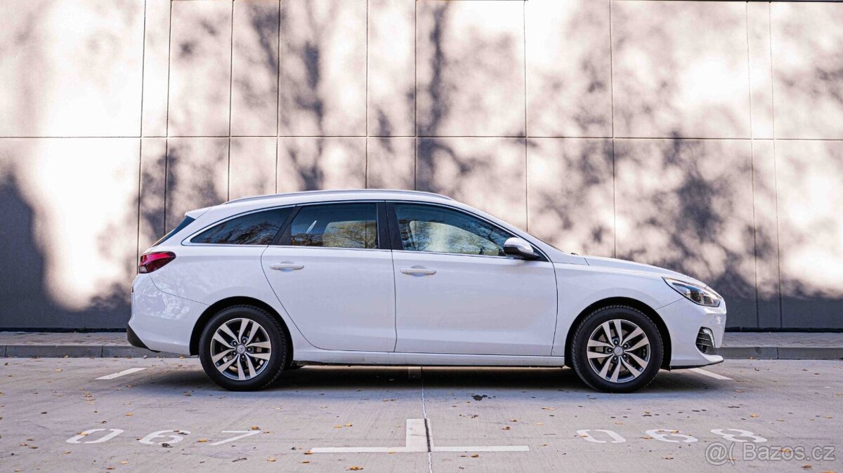 Hyundai i30 CW 1.6 CRDi Classic DTC - 2