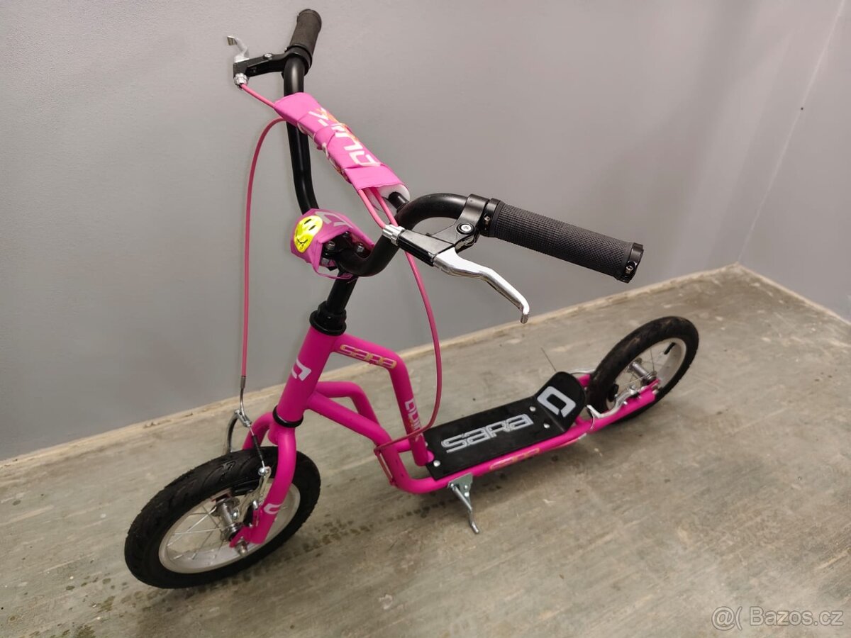 Dívčí koloběžka - 2