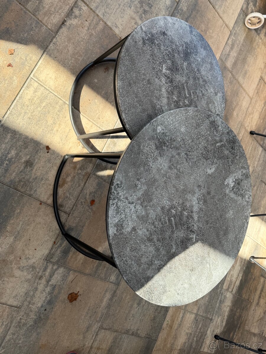 Venkovní stolky - 2