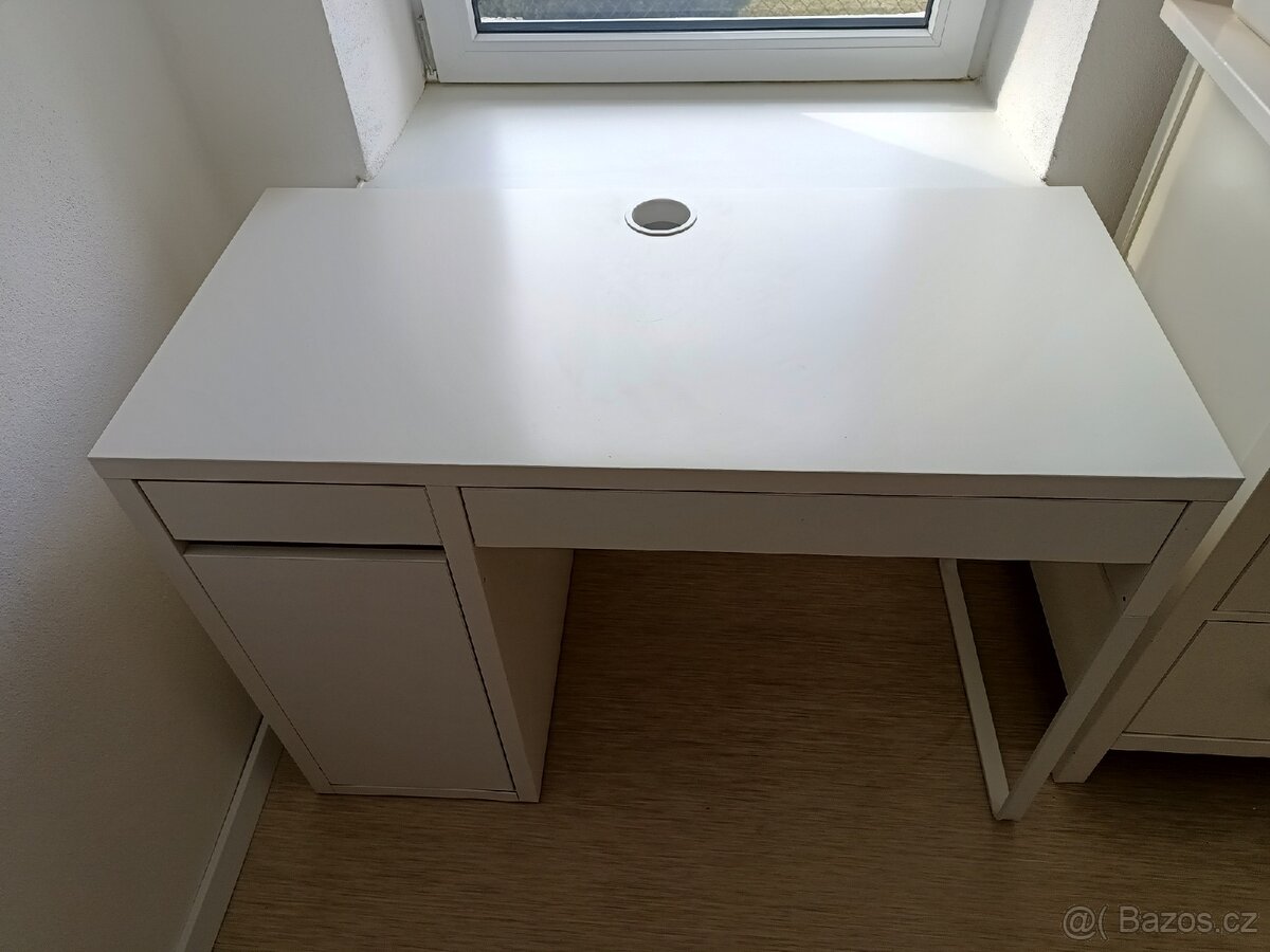 Psací stůl IKEA - 2