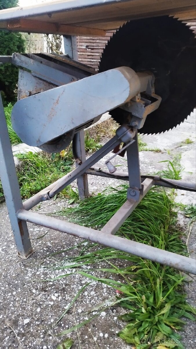 Prodám cirkulárku v dobrem stavu. - 2