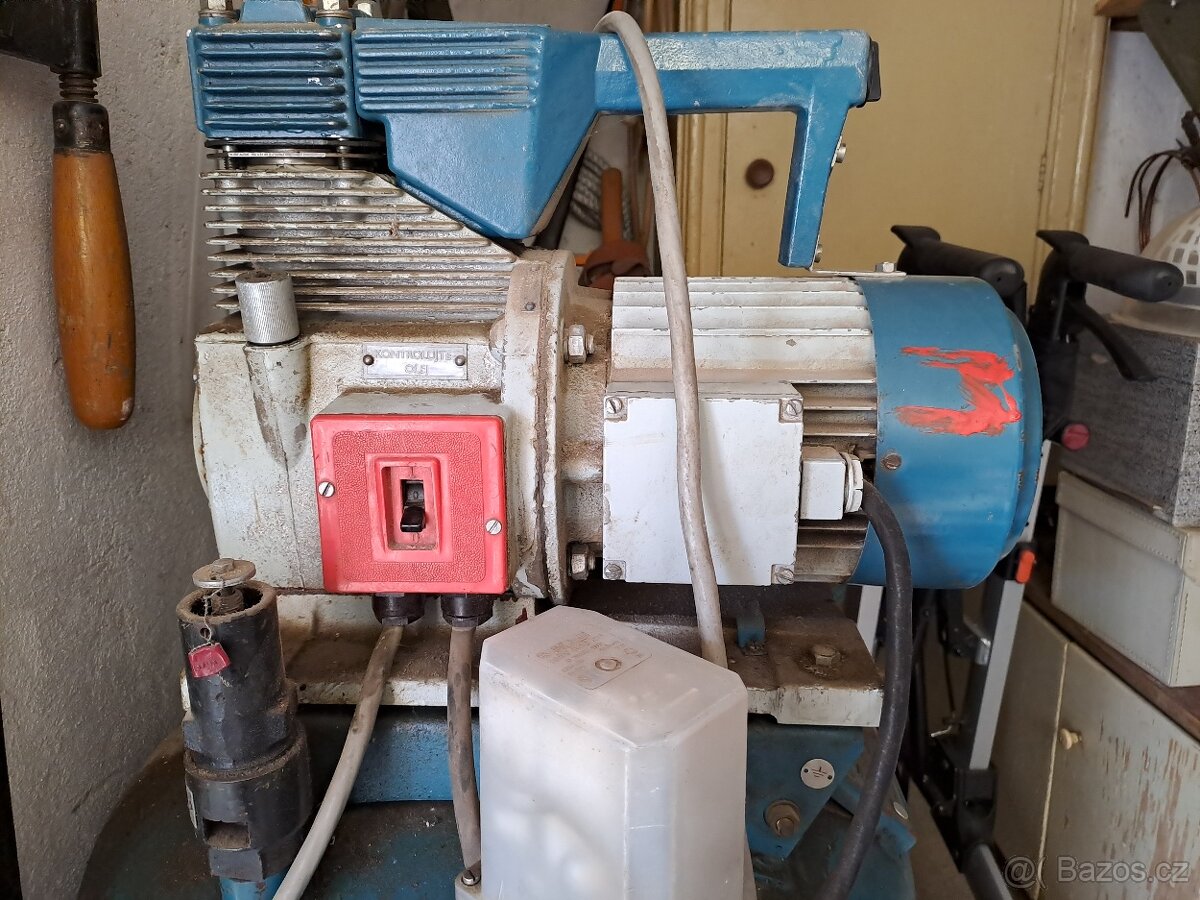 Prodám kompresor SLOKOV VD 0,7 MPa - 2