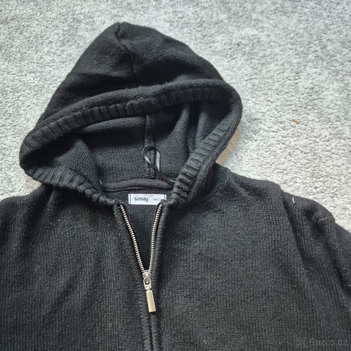 svetr vel. 145 zn. Sinsay černý - 2