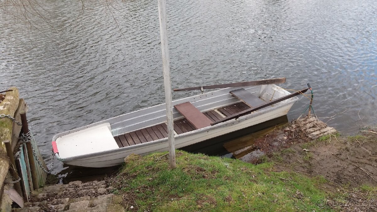 Prodej pramice Okoun - 2