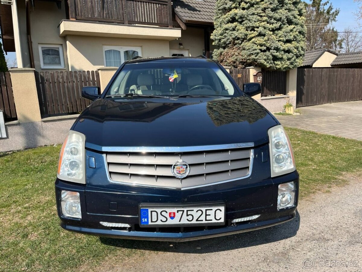 Cadillac SRX 4.6i - 2