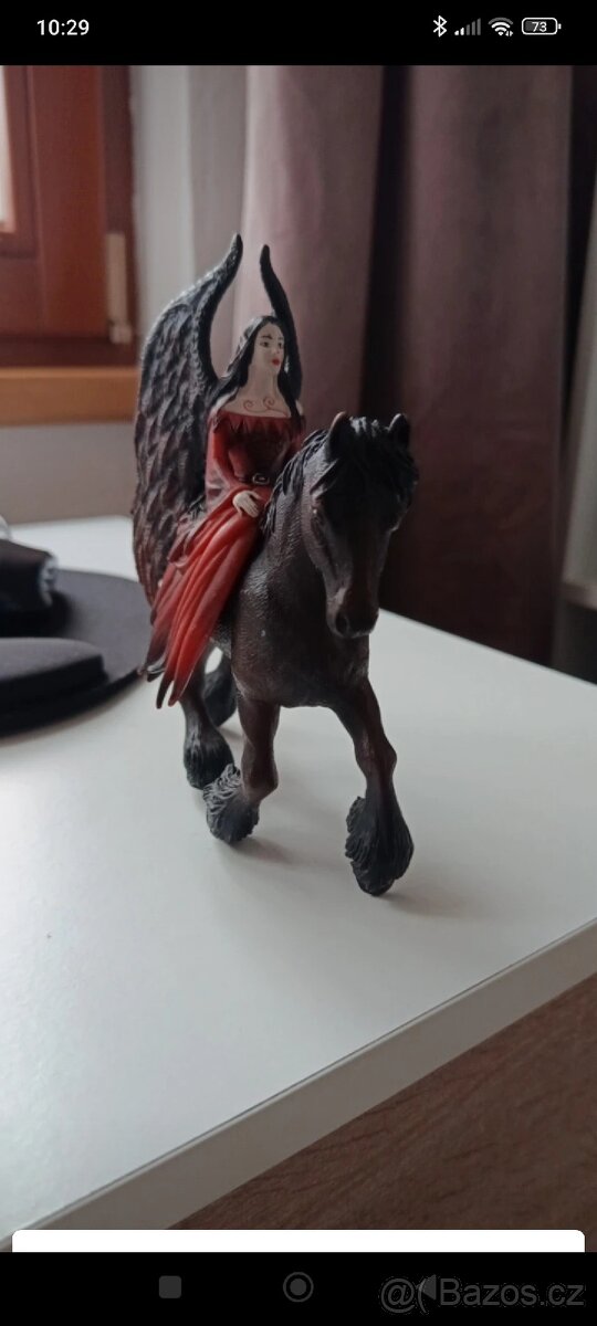 Schleich elfí víla na koni - 2