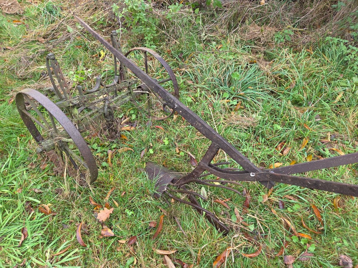 Podvozek k pluhu - 2