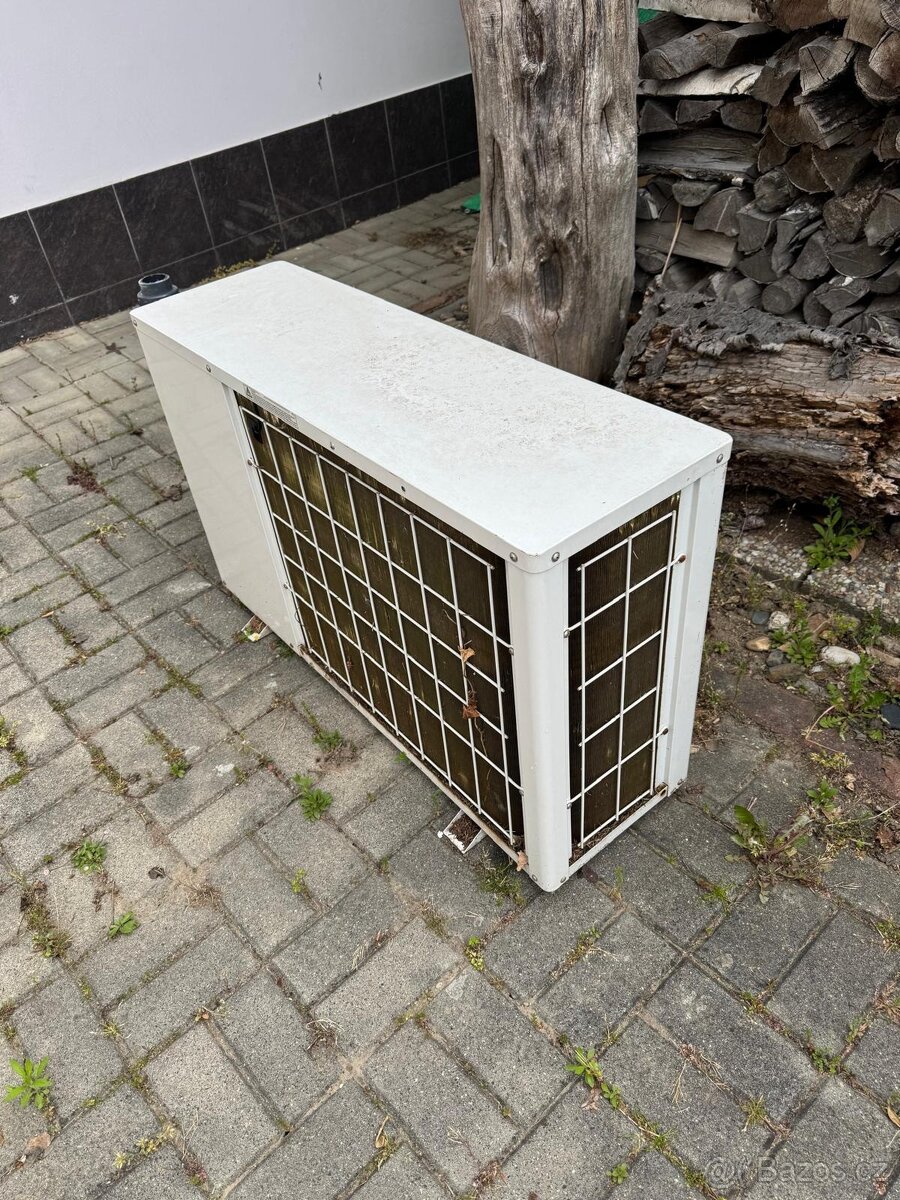 Bazénové tepelné čerpadlo BP-100HS-ANS a krycí plachta - 2