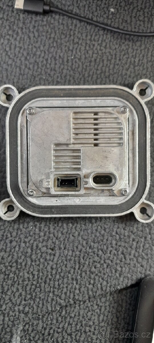 NOVÁ Jednotka xenony mercedes actros - 2