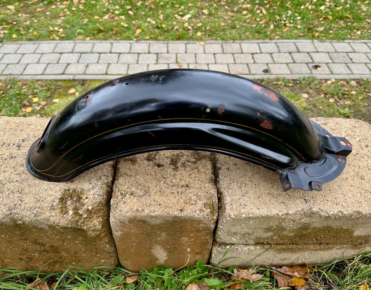 Jawa CZ 250 350 kyvacka pulbuben - zadní blatnik - 2