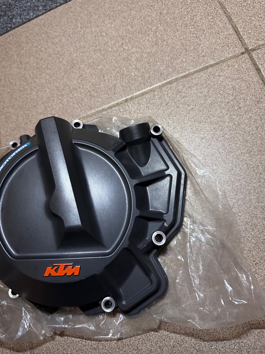 Víko spojky KTM Duke Adventure 790 890 R L GP - 2