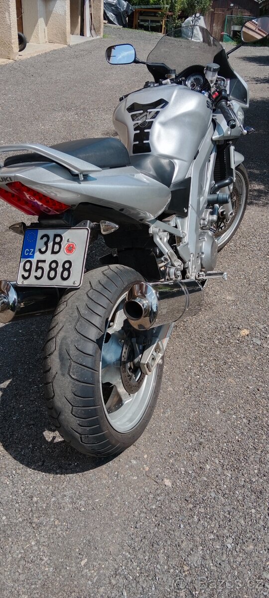 Suzuki SV1000 S - 2