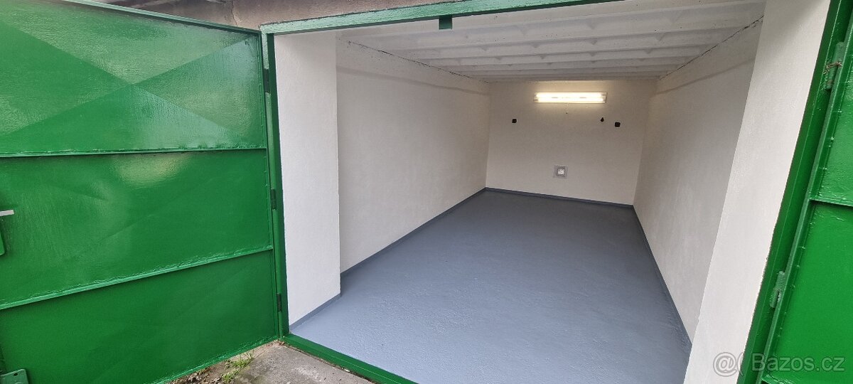 Pronájem Garáže 18 m2 Pardubice – Poděbradská. - 2