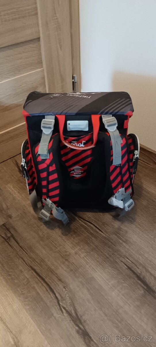 Školní aktovka batoh Baagl - 2