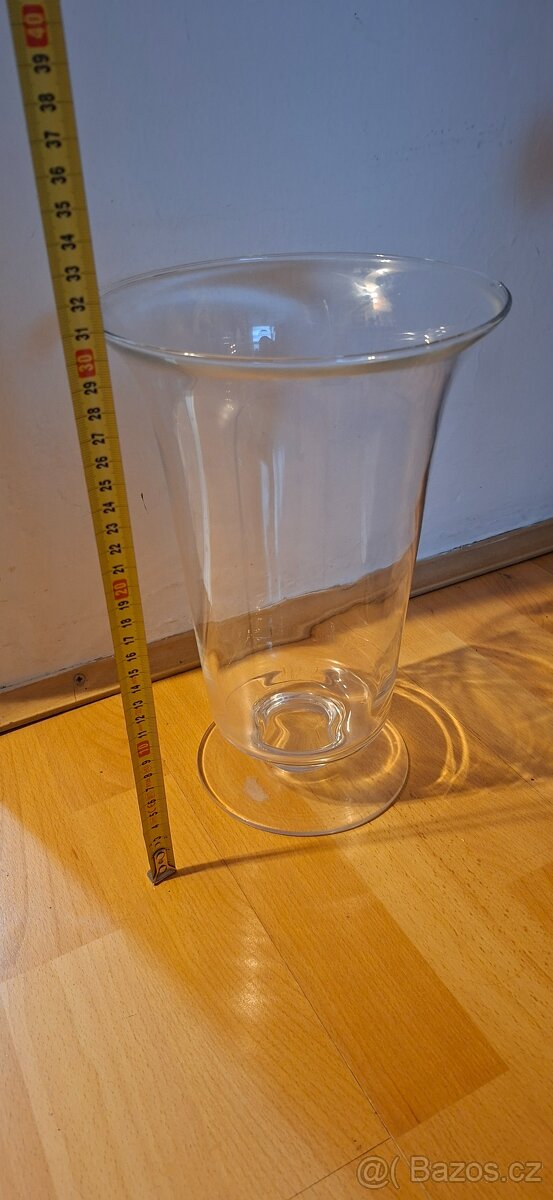 Skleněná váza - 2