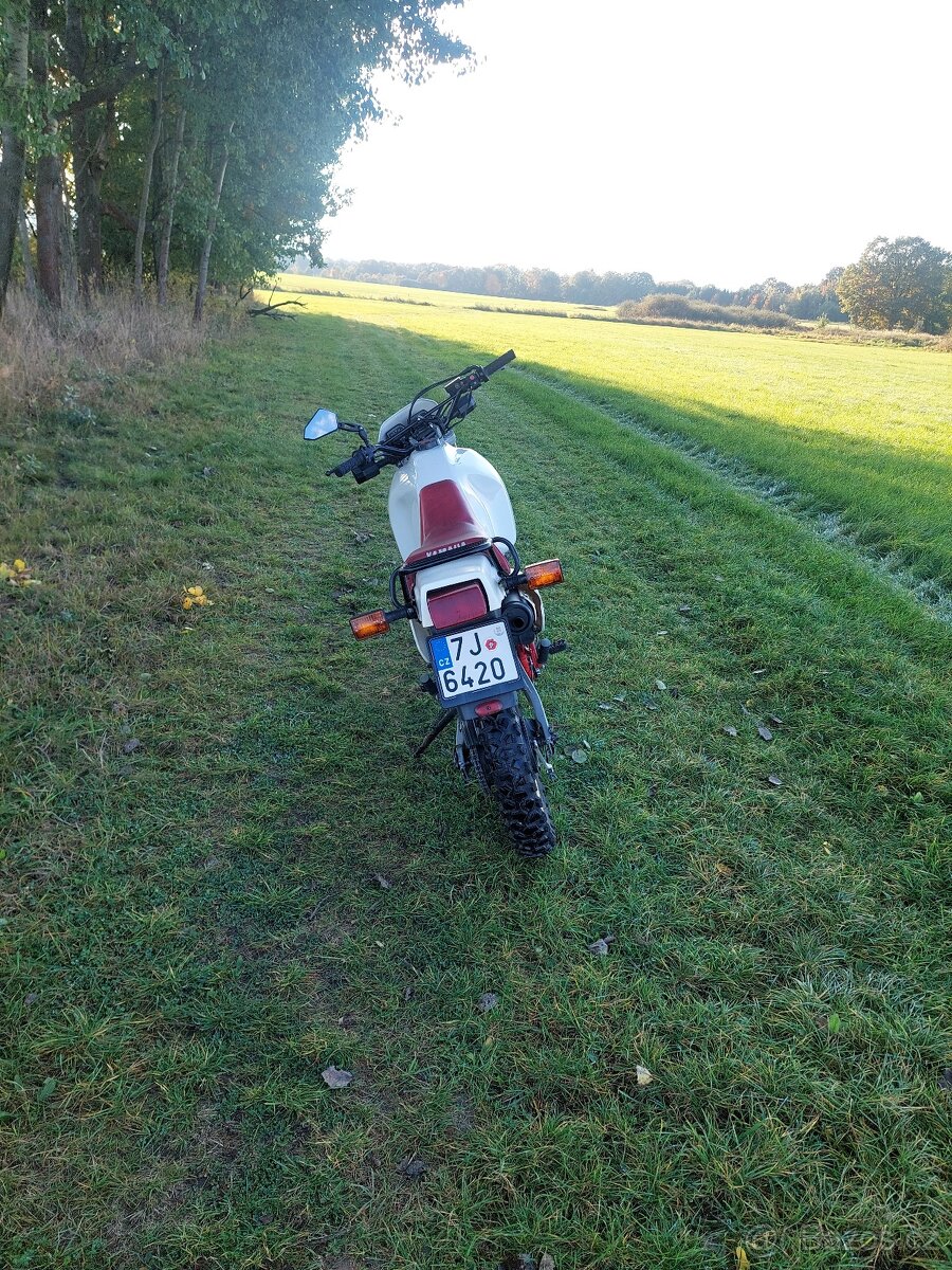 Yamaha XT 600 Z Tenere - 2