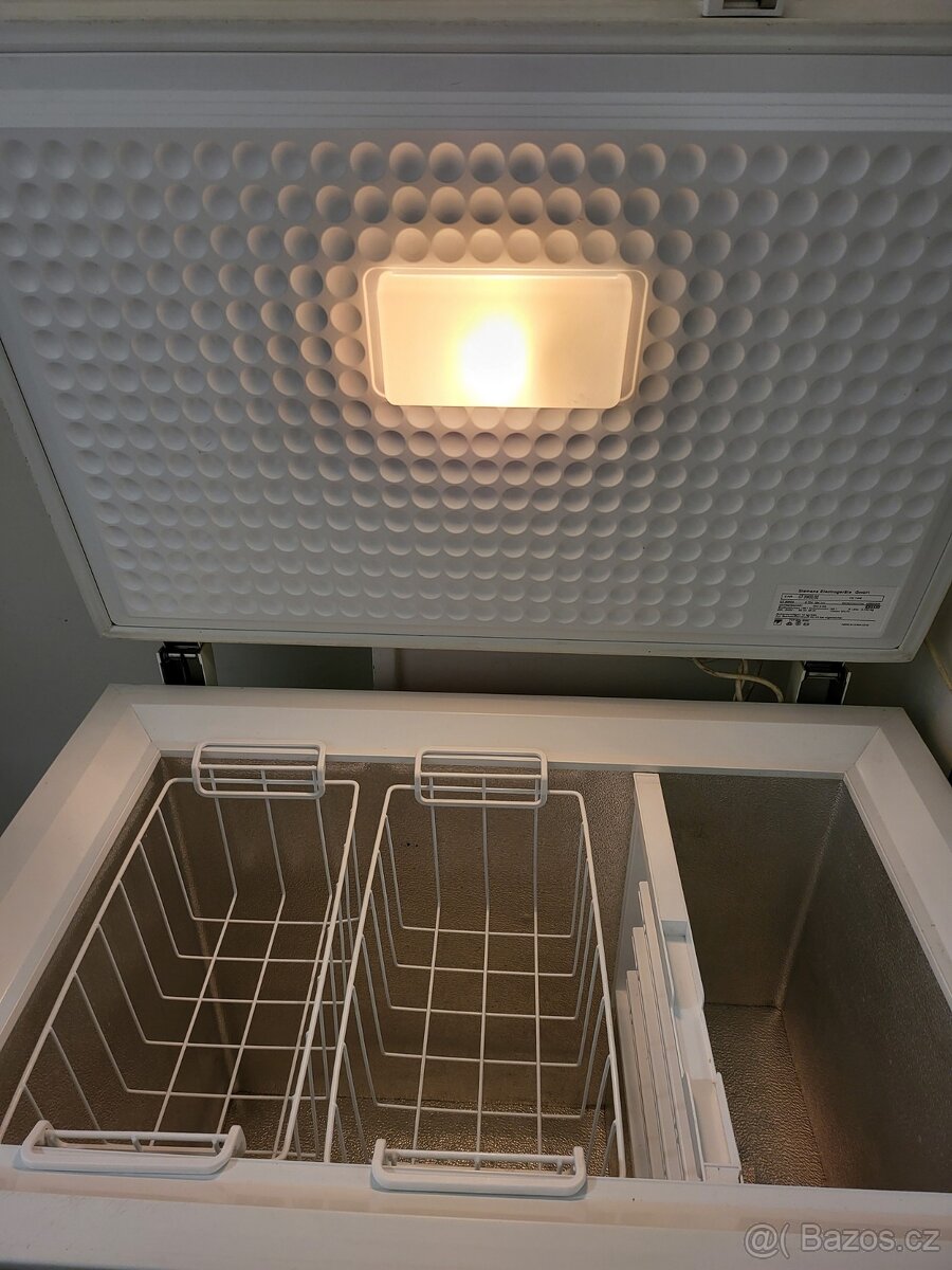 velký mrazák v pěkném stavu, SIEMENS, 200 L - 2