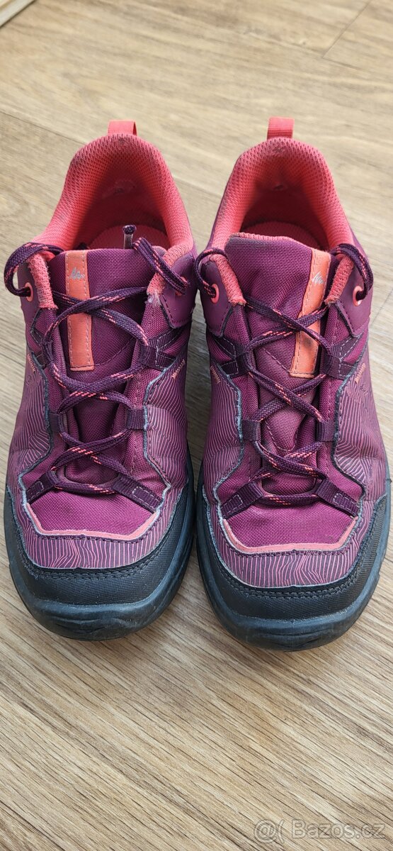 Turistické boty Quechua vel. 35 - 2