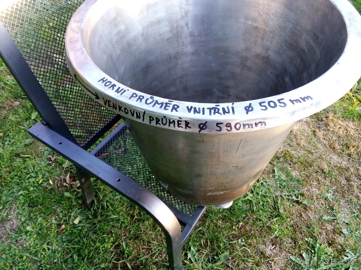 Nerezová INOX nádoba s lemem, výpustní dírou a přírubou. - 2