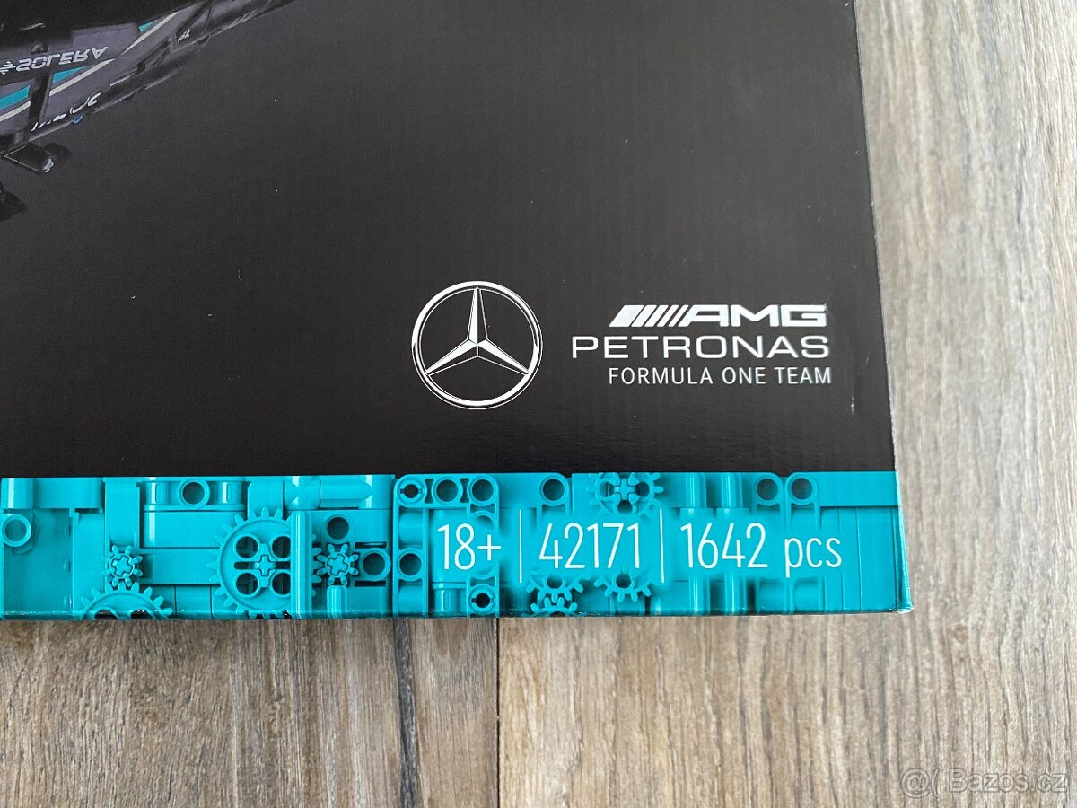 LEGO 42171 MERCEDES - AMG F1 NOVÉ - 2