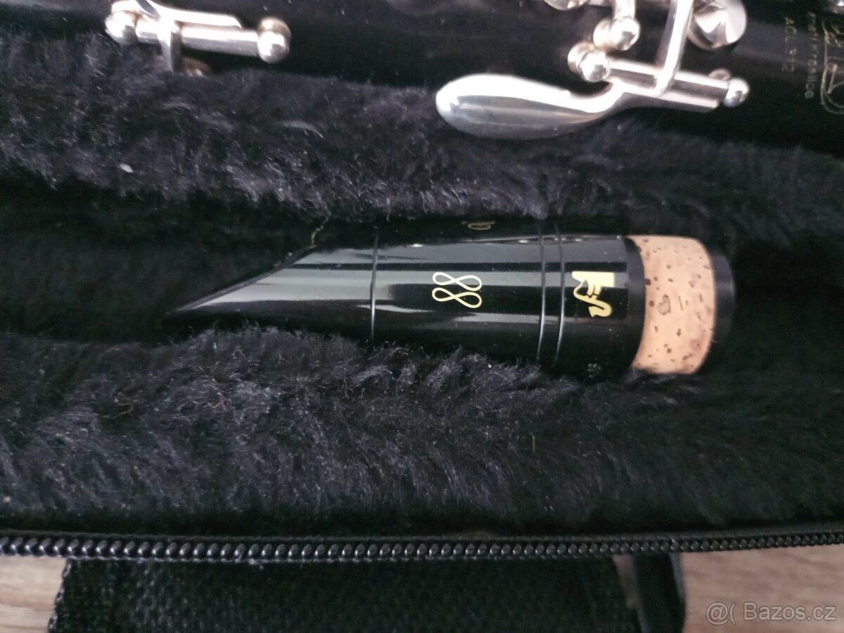 Prodám B klarinet Amati ACL 312 - 2