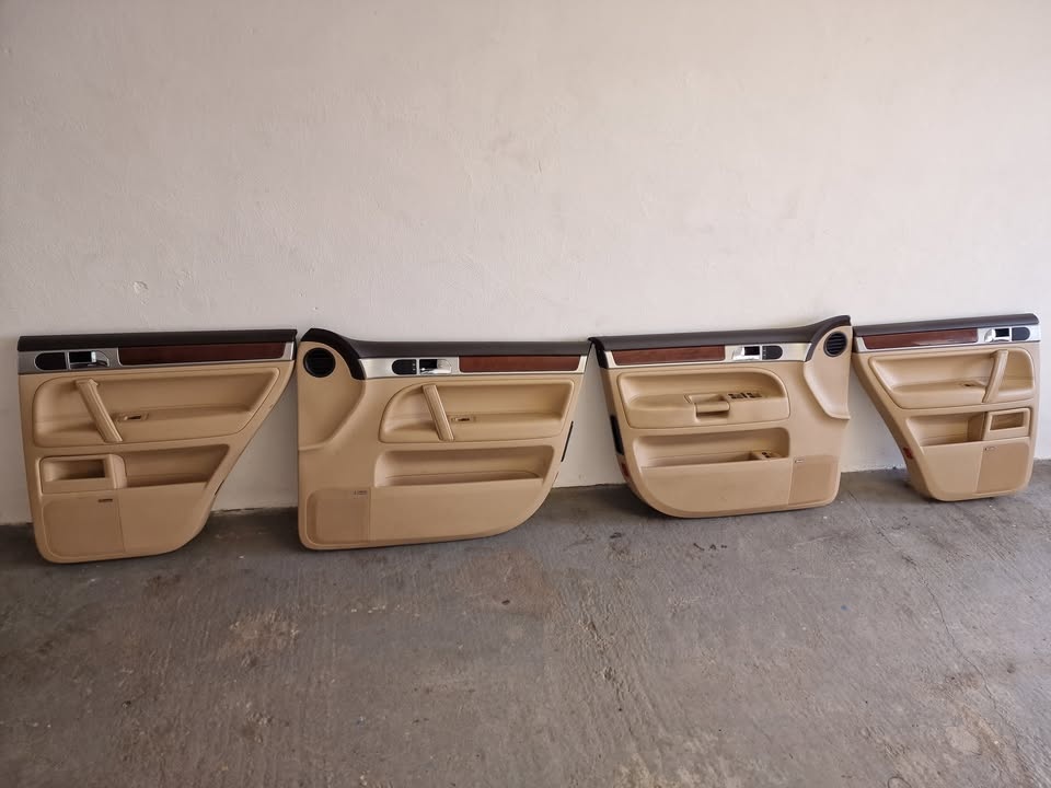 Volkswagen Touareg interier - 2