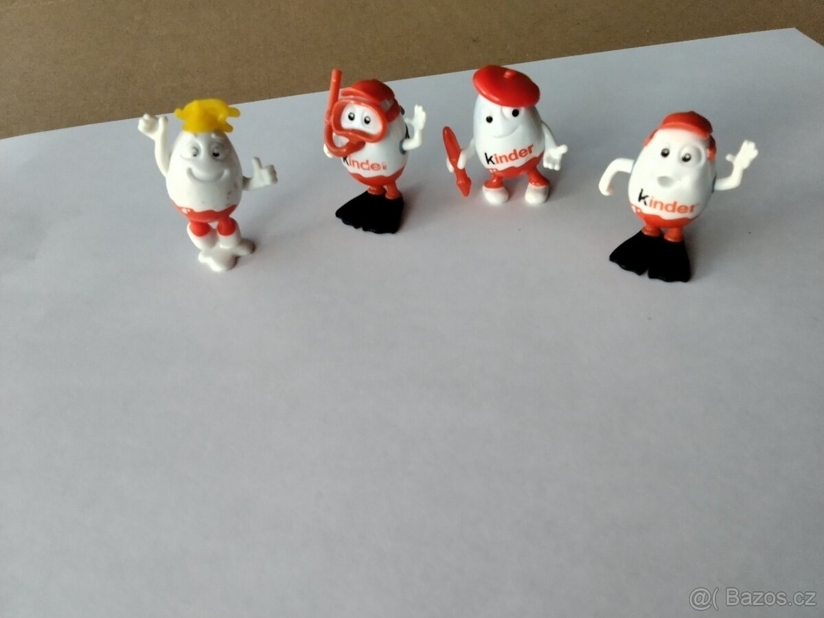 4 RŮZNÉ FIGURKY - 2