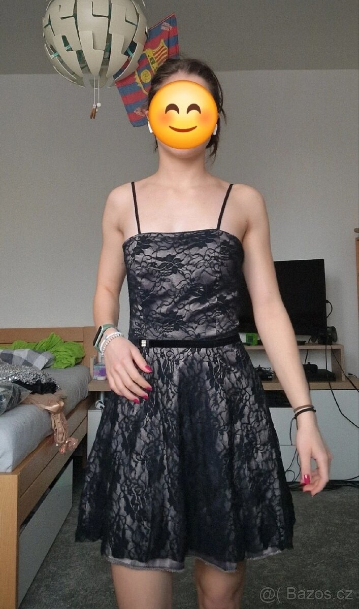 Černé krátké šaty - 2