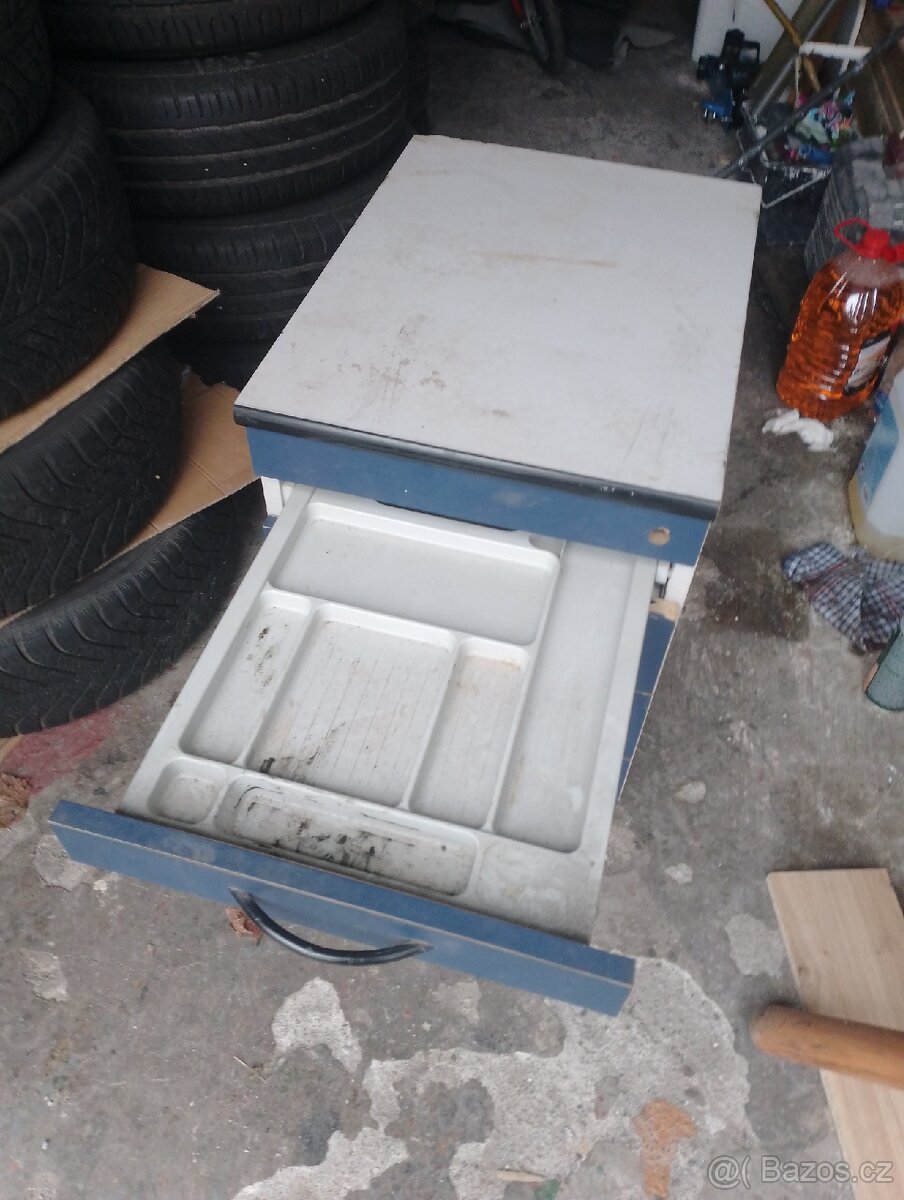 Šuplikova skříňka - 2