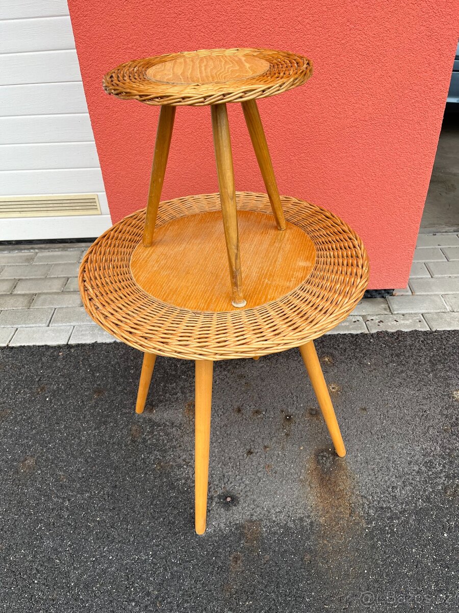 Proutěný stolek a stolička - 2