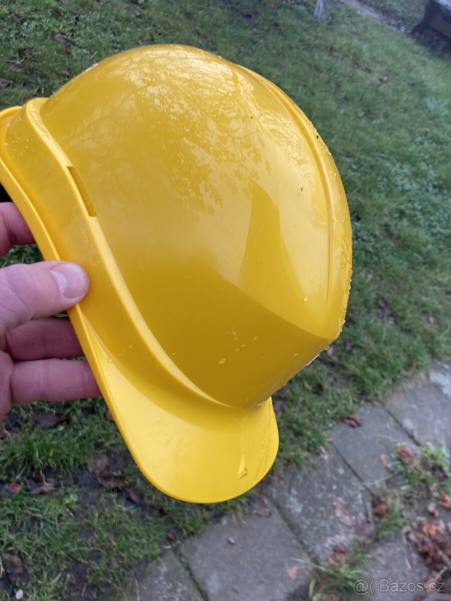 Stavební helma / přilba - 2