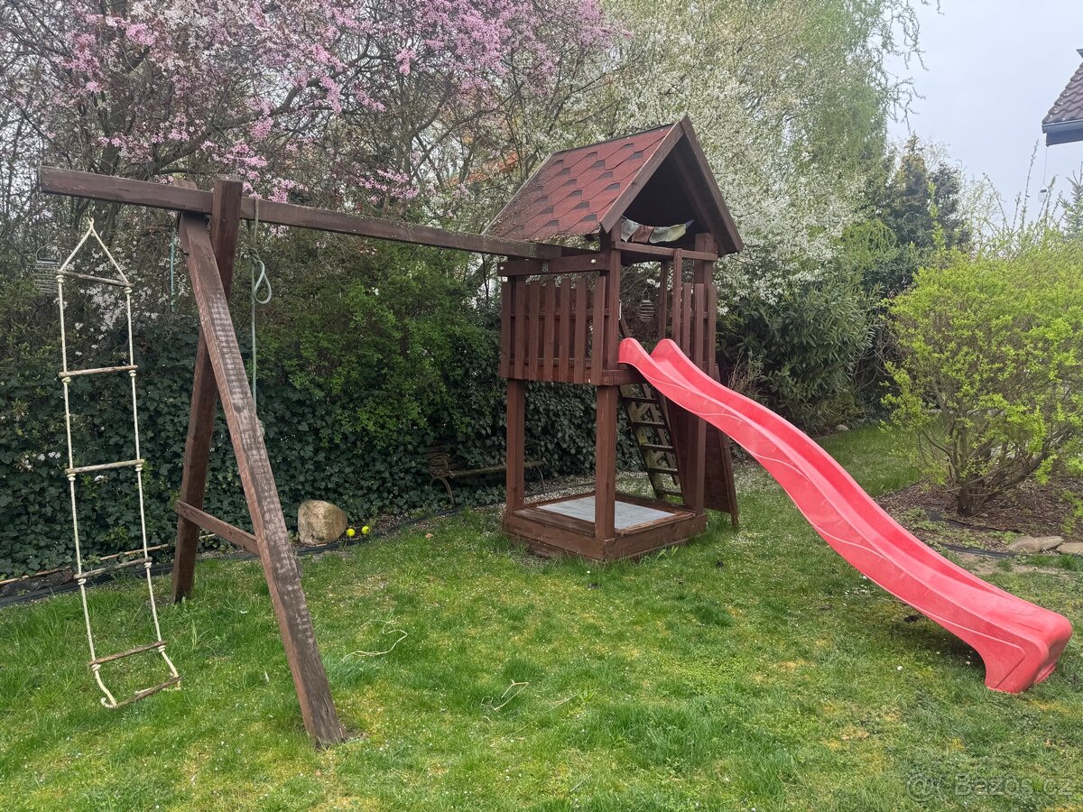 Dětské hřiště - 2