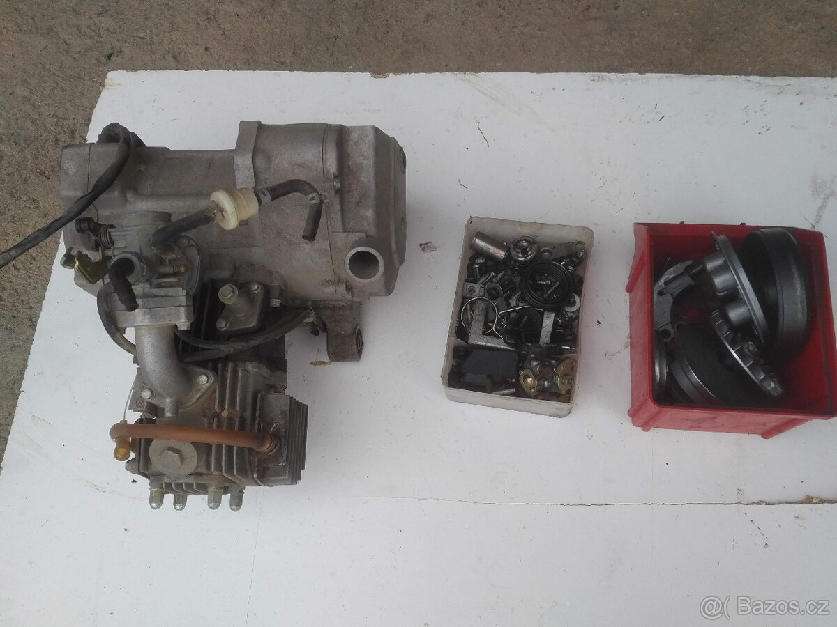 ND - motor na CanAm 90