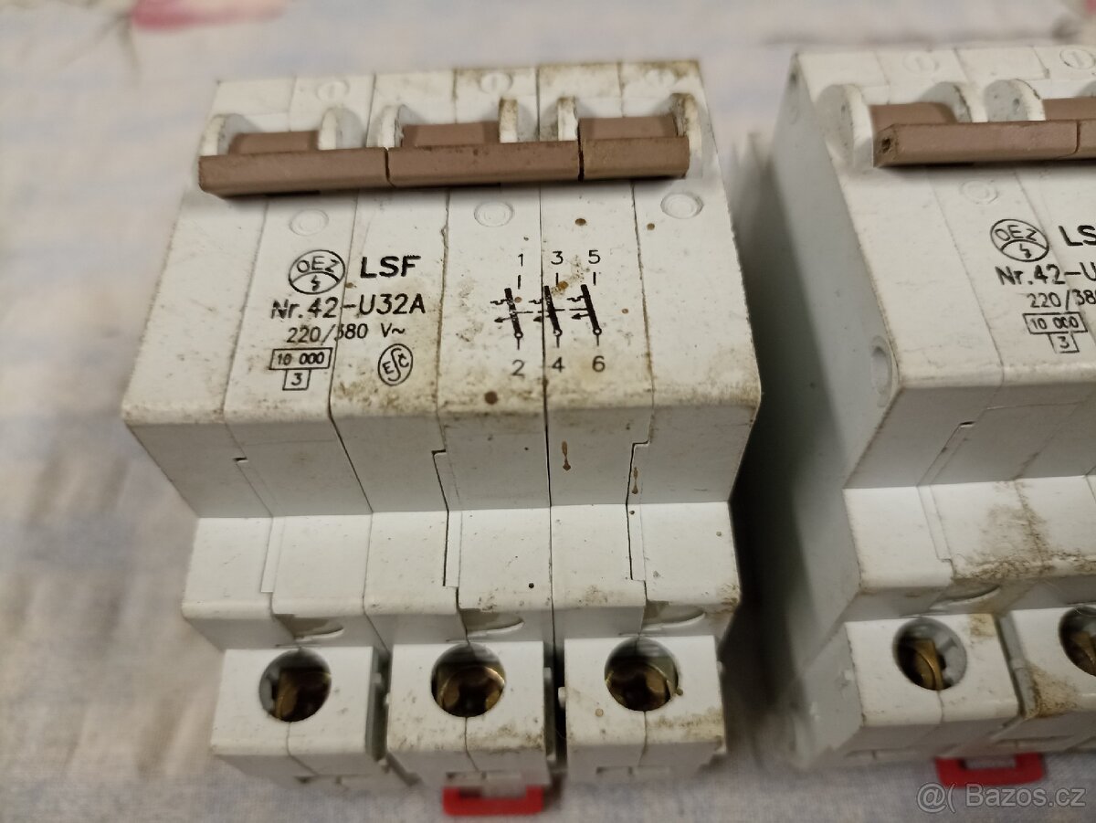 Jistič třífázový OEZ - 2