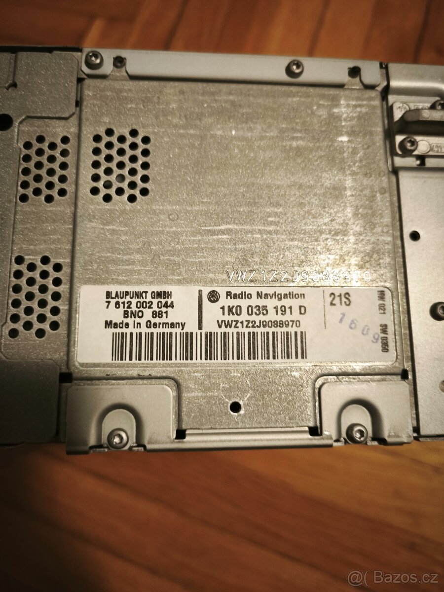 Autorádio Touran RNS300 - 2