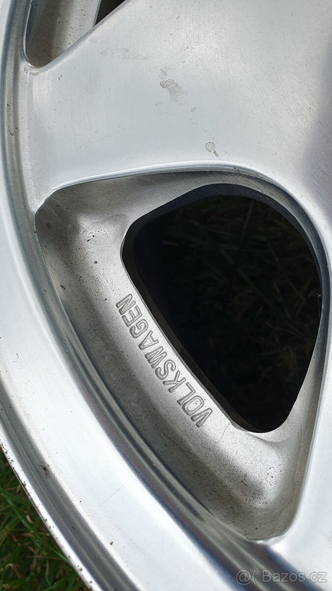 Sada Disků 4x100 R15 Volkswagen Golf II GTi - G60 - 2