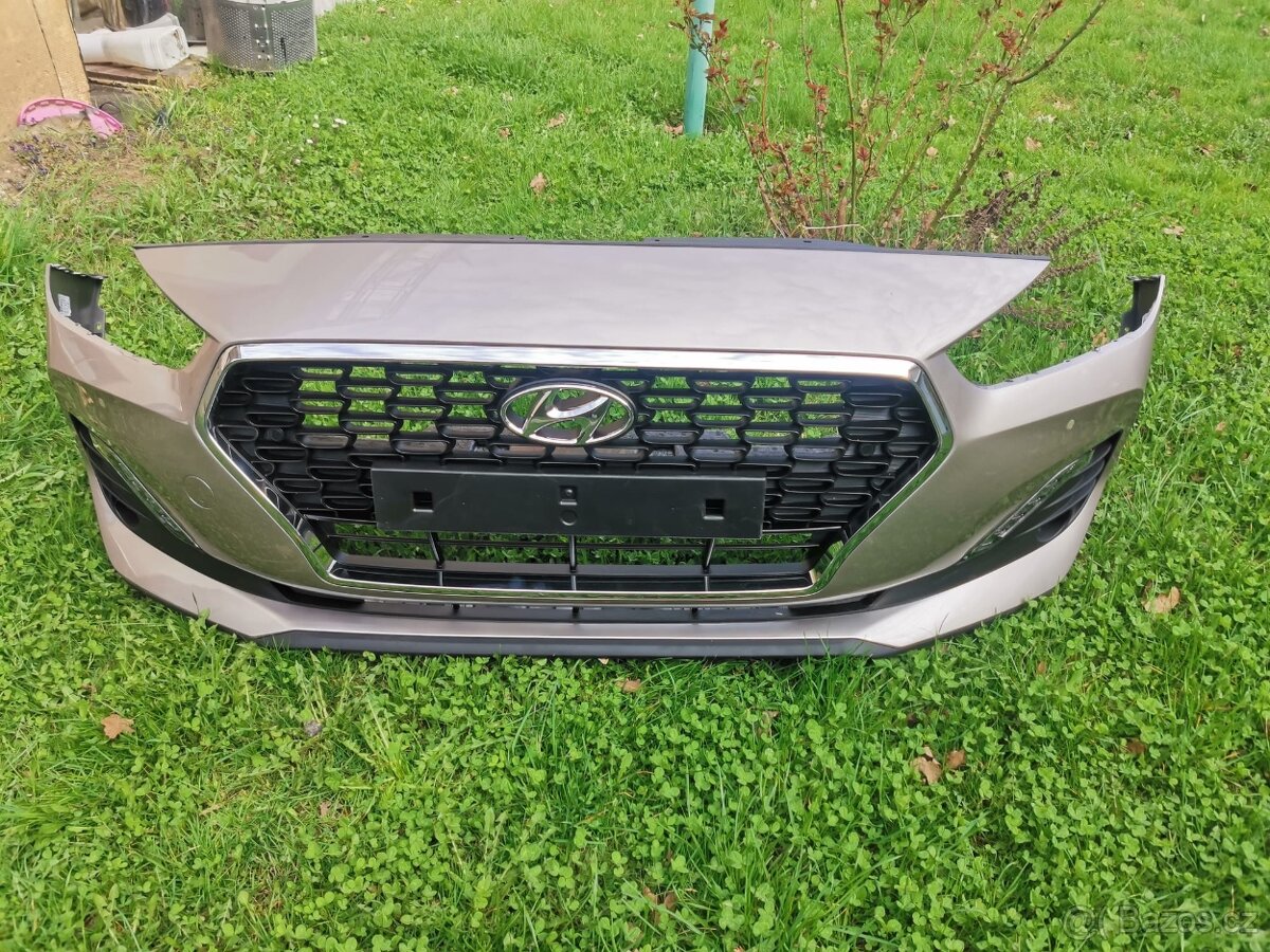 NOVÝ přední nárazník Hyundai i30 PDe nastrojený - 2
