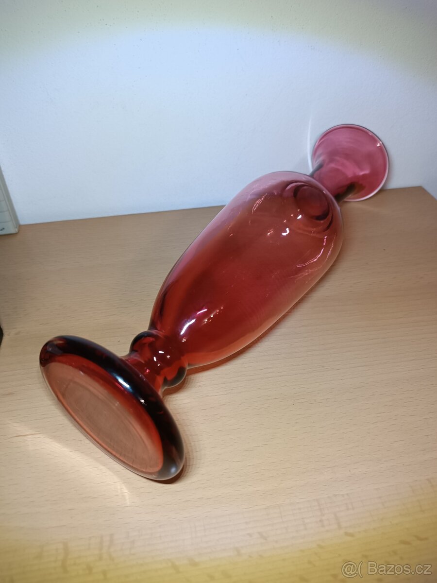 Stará váza AMFORA -rubínové sklo - 2