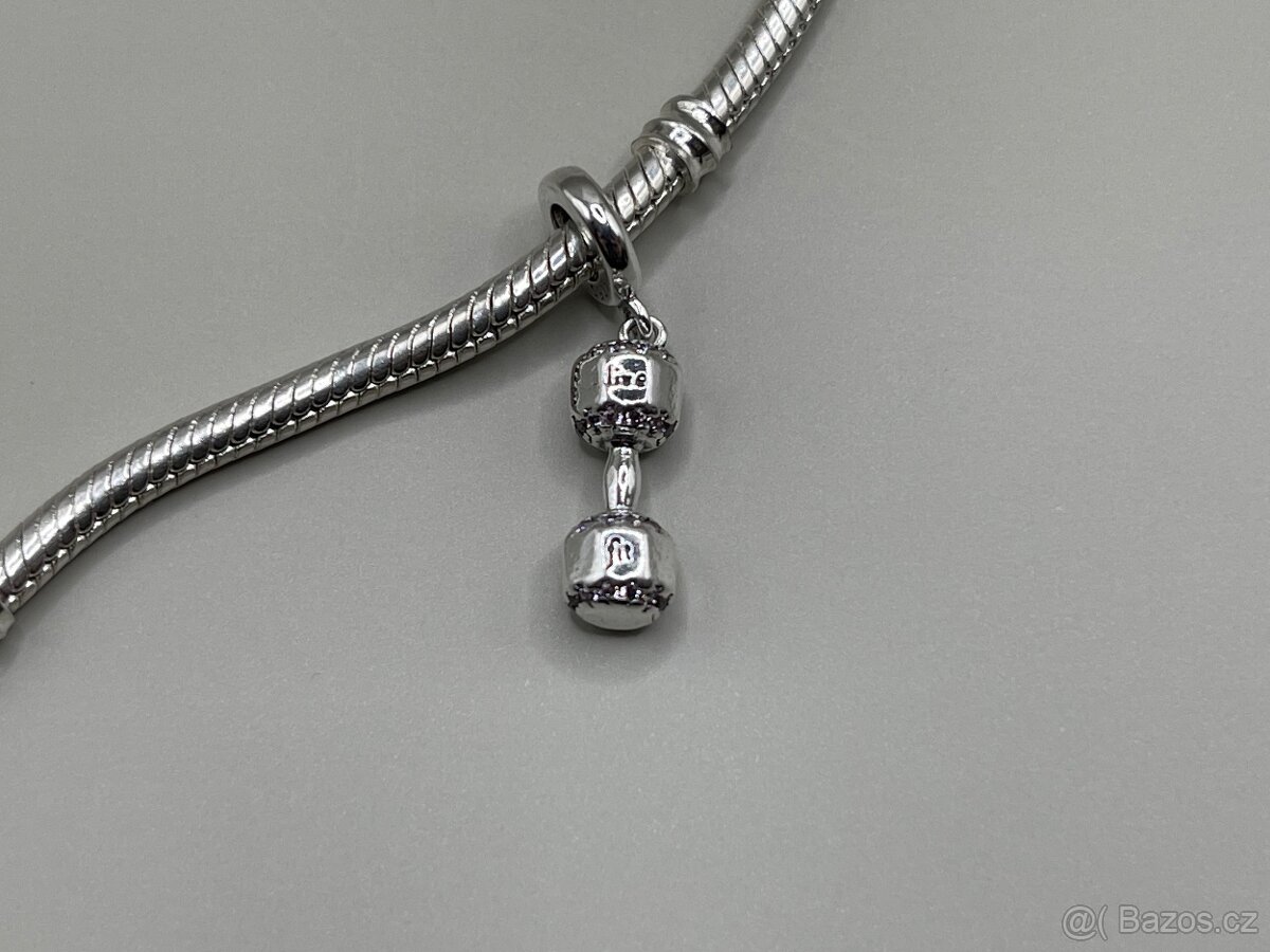 Stříbrný přívěsek č. 14 - činka - 2