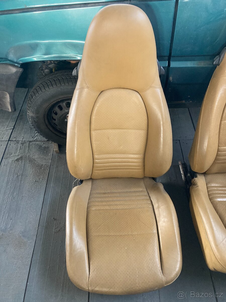 Porsche 911 996 přední sedačky, zadní sedáky a opěrky - 2