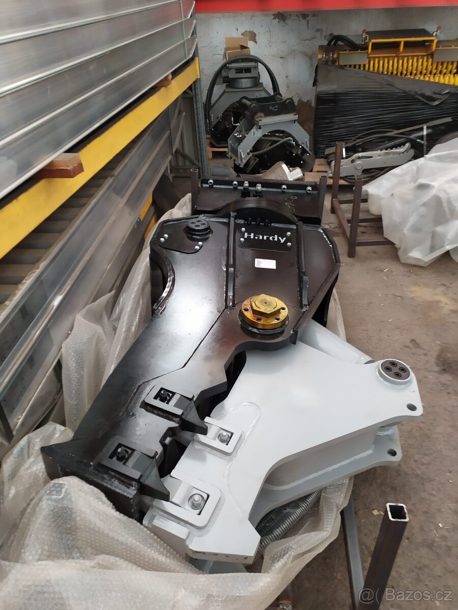Demoliční, vydrcovací nůžky s otočí Hardy 12-18t - 2