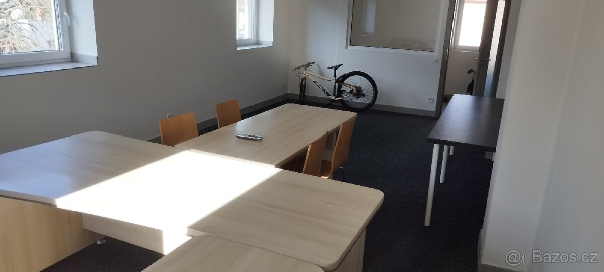 Pronájem kanceláře v Rokycanech - 2