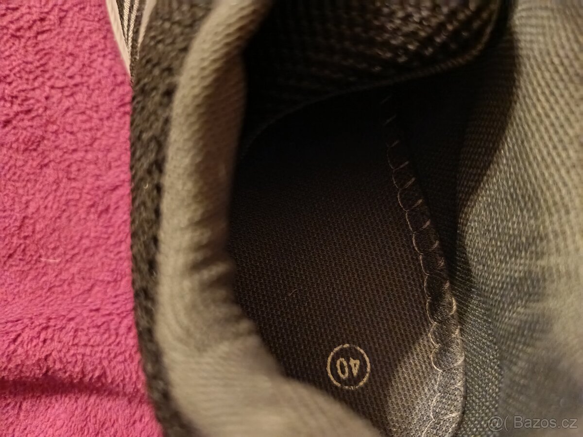 Látkové boty vel. 42 černé - 2