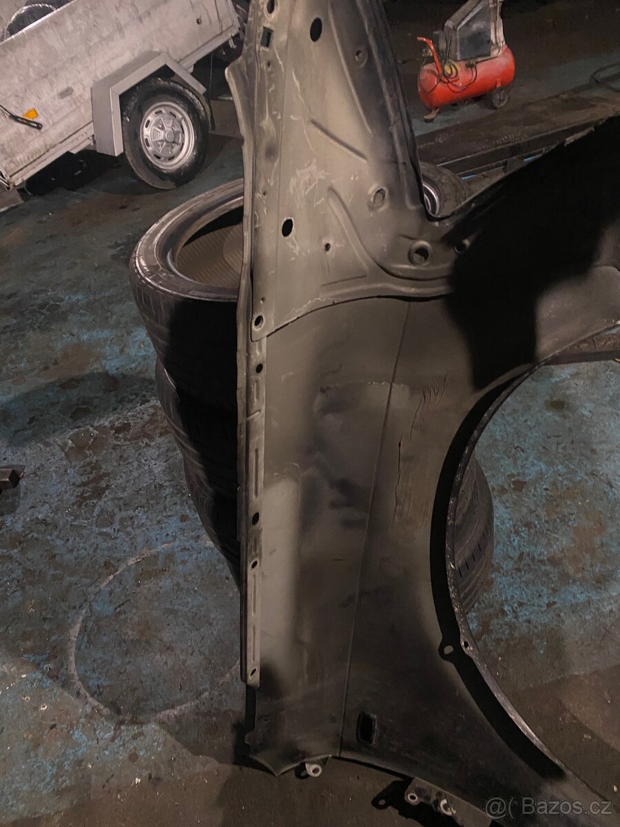 Audi A6 hliníkový blatník - 2